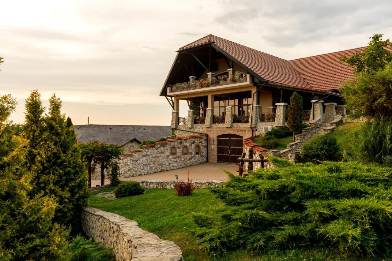 Chateau Vartely Orhei Exterior foto